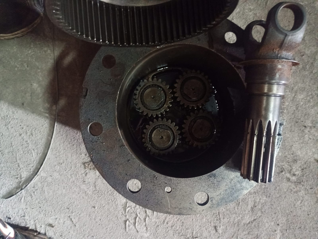 Deutz Fahr agrotron M zwolnica Piasta zwrotnica - Final drive for Agricultural machinery: picture 2 Deutz Fahr agrotron M zwolnica Piasta zwrotnica - Final drive for Agricultural machinery: picture 2