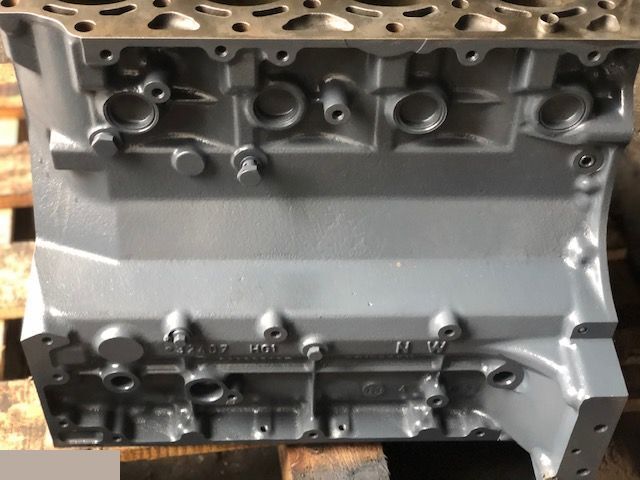 Deutz Tcd2012l04 - Blok Cylindrów - 04289543R - Cylinder block for Agricultural machinery: picture 4 Deutz Tcd2012l04 - Blok Cylindrów - 04289543R - Cylinder block for Agricultural machinery: picture 4