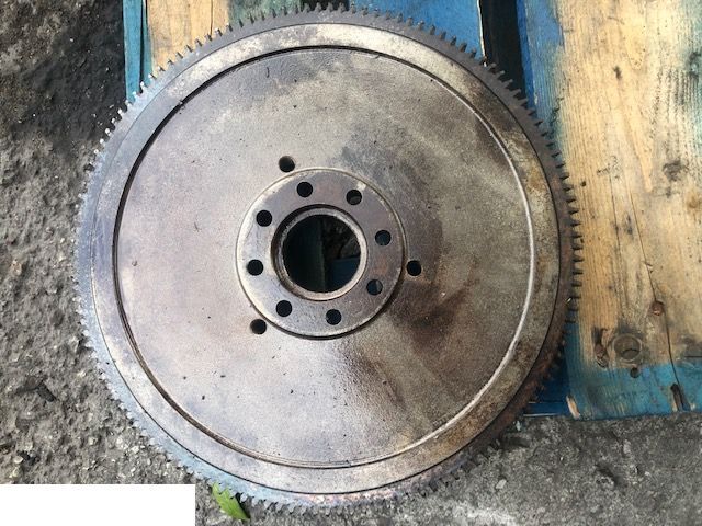 Deutz f4l1011 - Koło Zamachowe - Flywheel for Agricultural machinery: picture 1 Deutz f4l1011 - Koło Zamachowe - Flywheel for Agricultural machinery: picture 1