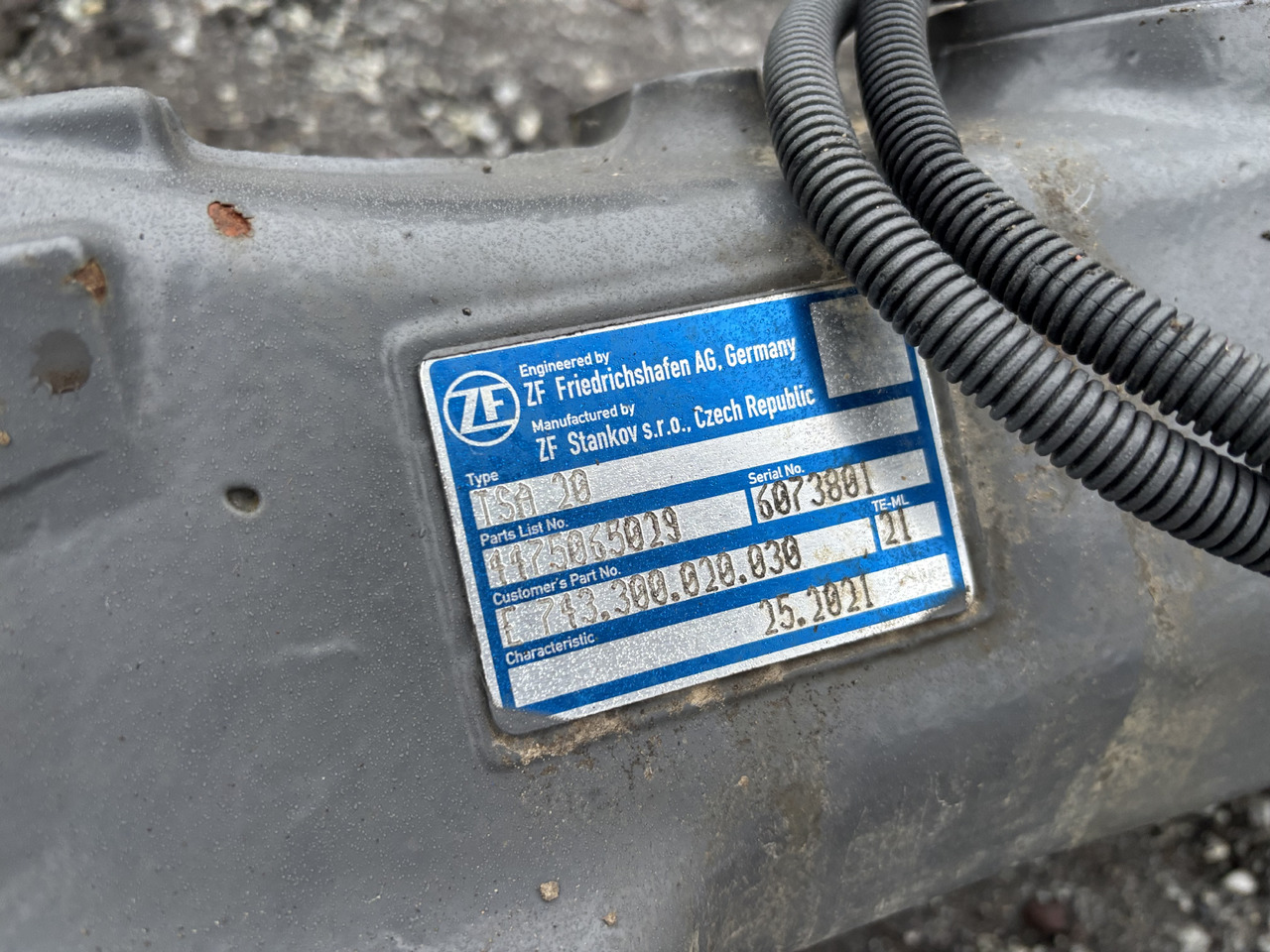 Fendt 720 724 ZF TSA 20 TSA20 4475065029 Most Przedni Obudowa mostu Pochwa CZĘŚCI - Axle and parts for Agricultural machinery: picture 3 Fendt 720 724 ZF TSA 20 TSA20 4475065029 Most Przedni Obudowa mostu Pochwa CZĘŚCI - Axle and parts for Agricultural machinery: picture 3