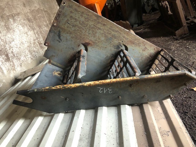 Fendt Stopnica Lewa - Footstep for Agricultural machinery: picture 2 Fendt Stopnica Lewa - Footstep for Agricultural machinery: picture 2