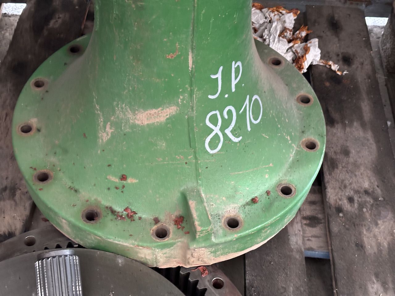 John Deere 8330 8370 Zwolnica Tylna Obudowa Wał R156486 R174225 R156486 R314670 R296985 R560119 - Final drive for Agricultural machinery: picture 3 John Deere 8330 8370 Zwolnica Tylna Obudowa Wał R156486 R174225 R156486 R314670 R296985 R560119 - Final drive for Agricultural machinery: picture 3