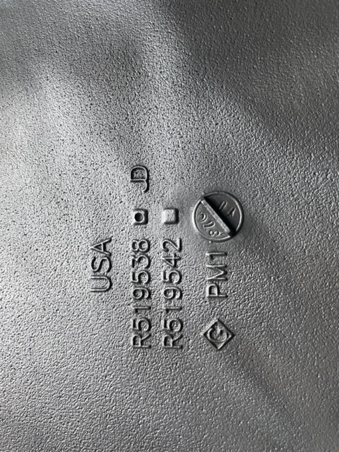 John Deere R519538 / R519542 miska olejowa - 9220 / 9300 / 9400 / 9430 / 9520 / 9630 / 7500 - Oil pan for Agricultural machinery: picture 3 John Deere R519538 / R519542 miska olejowa - 9220 / 9300 / 9400 / 9430 / 9520 / 9630 / 7500 - Oil pan for Agricultural machinery: picture 3