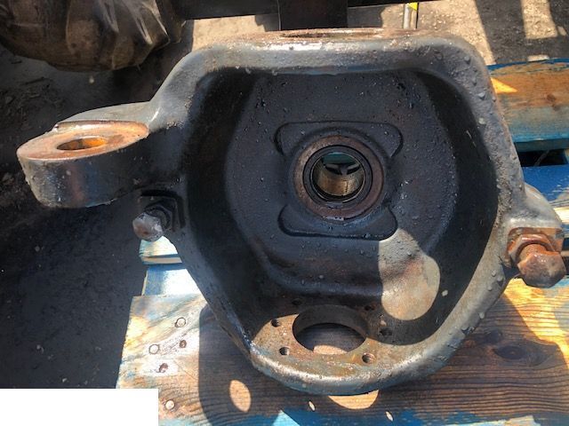 John Deere - Zwrotnica - Steering knuckle for Agricultural machinery: picture 2 John Deere - Zwrotnica - Steering knuckle for Agricultural machinery: picture 2