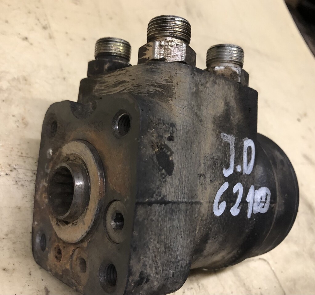 John Deere-orbitrol/John Deere 6210 - Steering for Agricultural machinery: picture 2 John Deere-orbitrol/John Deere 6210 - Steering for Agricultural machinery: picture 2