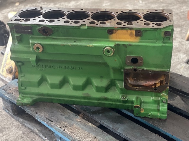 John deere R504850 C blok cylindrów - Cylinder block for Agricultural machinery: picture 5 John deere R504850 C blok cylindrów - Cylinder block for Agricultural machinery: picture 5