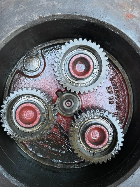 Kramer 520 - Zwolnica - Final drive for Construction machinery: picture 1 Kramer 520 - Zwolnica - Final drive for Construction machinery: picture 1