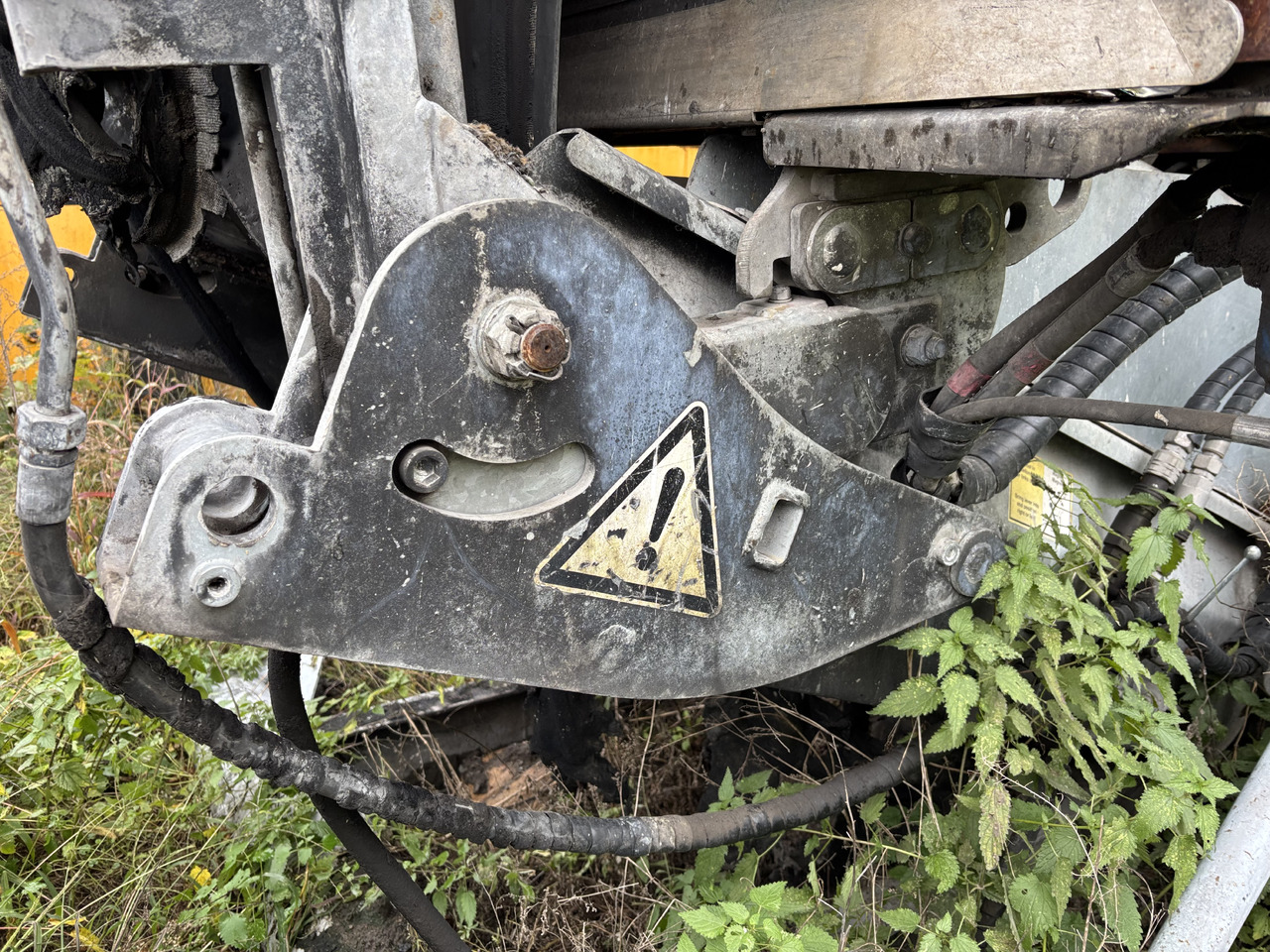 LINDNER Urraco 75 D U75D U-75-D Obudowa Niszczarki Rozdrabniaczy Bębnów Koryto Wanna - Crusher: picture 4 LINDNER Urraco 75 D U75D U-75-D Obudowa Niszczarki Rozdrabniaczy Bębnów Koryto Wanna - Crusher: picture 4