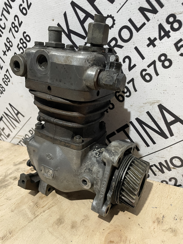 MAN Fendt - kompresor powietrza spręźarka Knorr LK3826 F926880010010 51.54101-9231 - Air brake compressor for Agricultural machinery: picture 3 MAN Fendt - kompresor powietrza spręźarka Knorr LK3826 F926880010010 51.54101-9231 - Air brake compressor for Agricultural machinery: picture 3