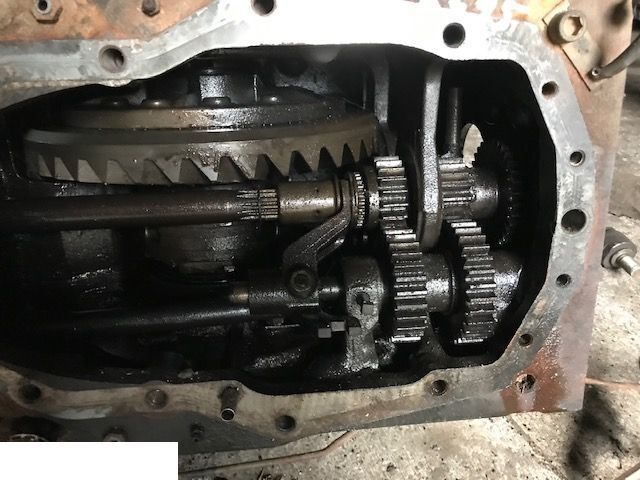 Massey Ferguson 6495 - Tylny Most WOM Obudowa Talerz Atak Układ Planetarny - Rear axle for Agricultural machinery: picture 1 Massey Ferguson 6495 - Tylny Most WOM Obudowa Talerz Atak Układ Planetarny - Rear axle for Agricultural machinery: picture 1