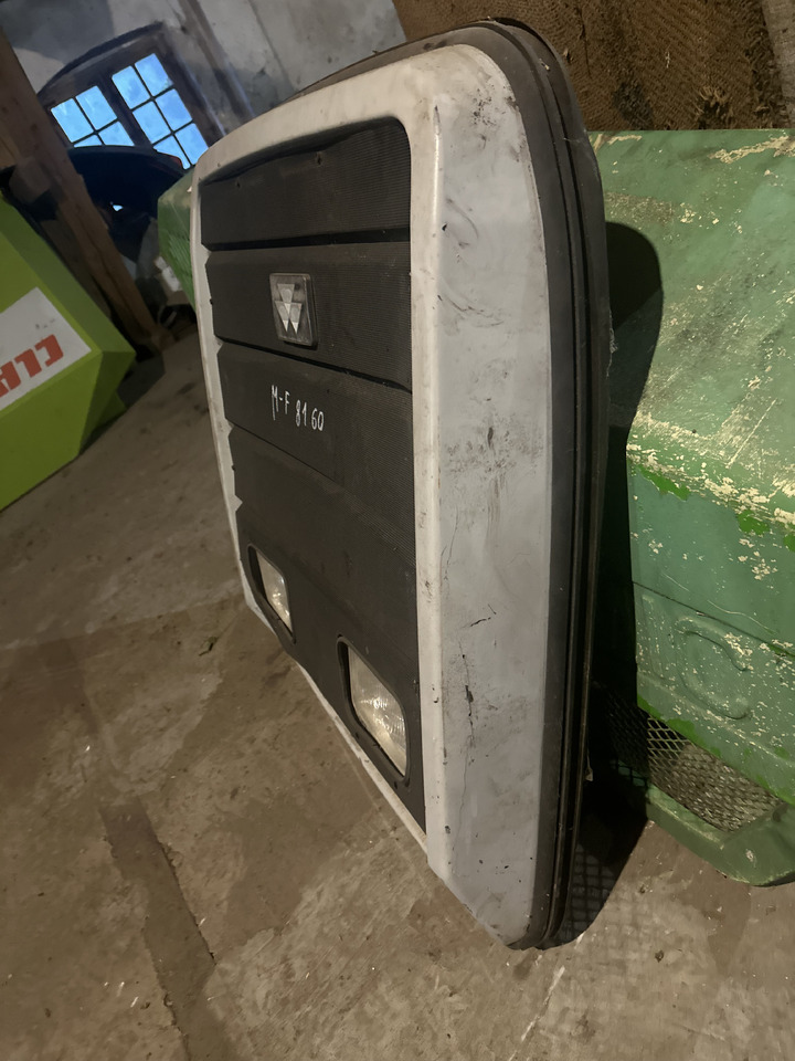 Massey Ferguson 8110 - 8180 grill maska przednia - Grill for Agricultural machinery: picture 2 Massey Ferguson 8110 - 8180 grill maska przednia - Grill for Agricultural machinery: picture 2
