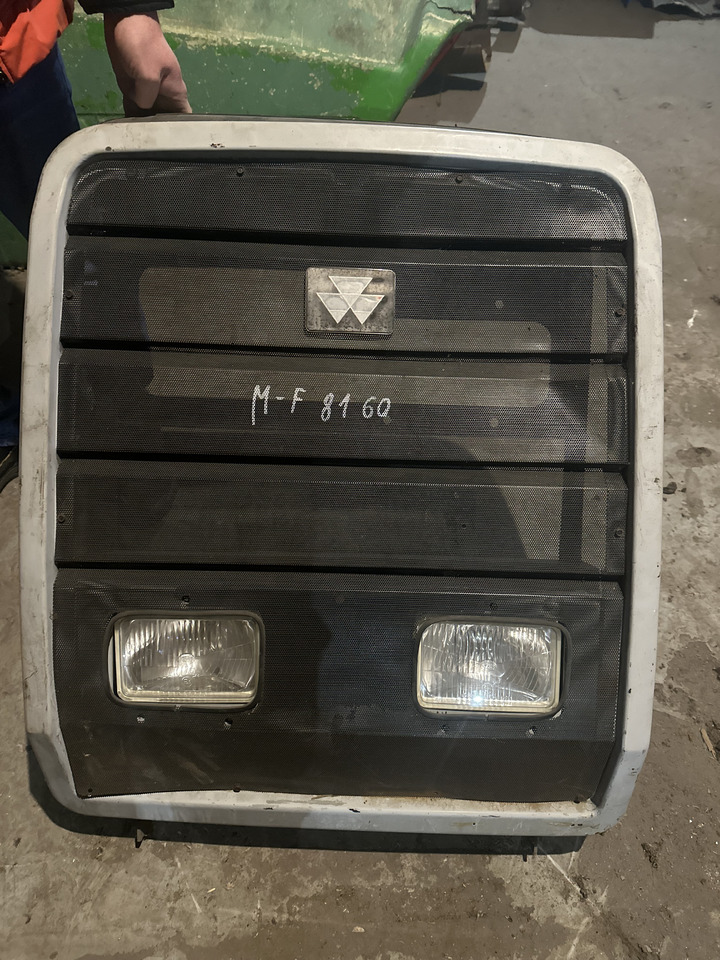 Massey Ferguson 8110 - 8180 grill maska przednia - Grill for Agricultural machinery: picture 1 Massey Ferguson 8110 - 8180 grill maska przednia - Grill for Agricultural machinery: picture 1