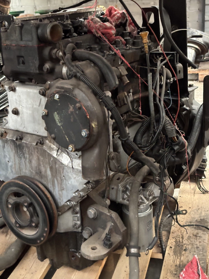 Matbro TS 300 Silnik Blok Kolektor Klawiatura Miska Olejowa Koło Pasowe CZĘŚCI - Engine and parts for Agricultural machinery: picture 1 Matbro TS 300 Silnik Blok Kolektor Klawiatura Miska Olejowa Koło Pasowe CZĘŚCI - Engine and parts for Agricultural machinery: picture 1