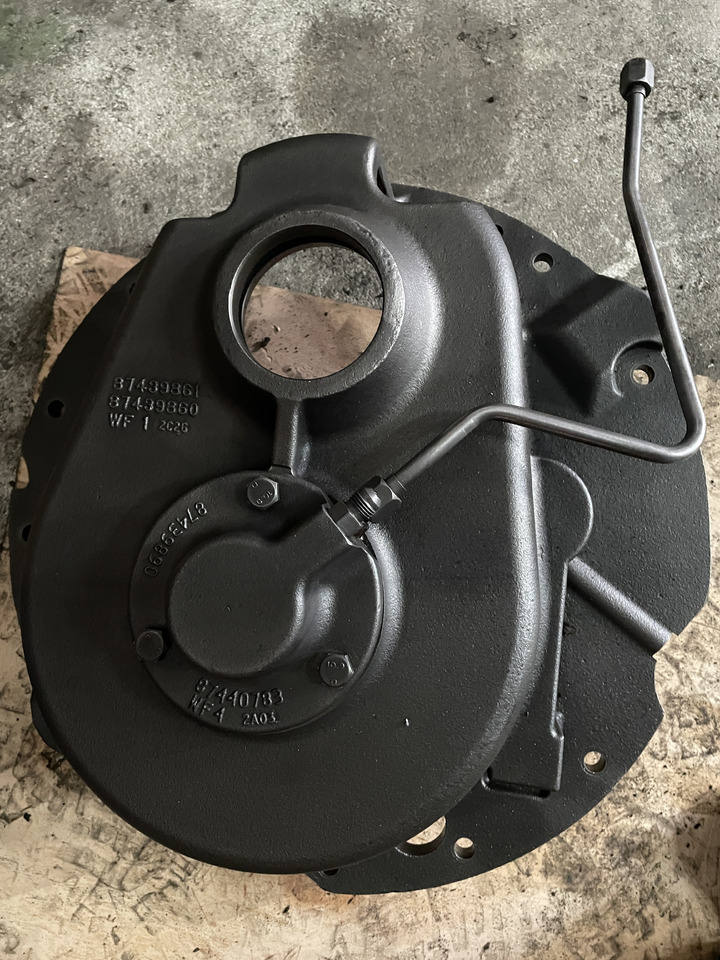 New Holland T8 Case Magnum - element nośny 87439890 - Transmission for Agricultural machinery: picture 1 New Holland T8 Case Magnum - element nośny 87439890 - Transmission for Agricultural machinery: picture 1