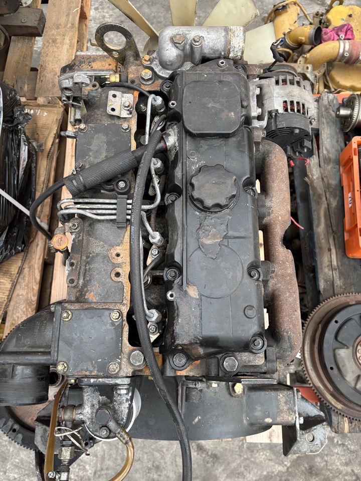 PERKINS 1104.40 JCB ZX RE38103 U321308N Silnik 2158/2000 CZĘŚCI - Engine for Construction machinery: picture 4 PERKINS 1104.40 JCB ZX RE38103 U321308N Silnik 2158/2000 CZĘŚCI - Engine for Construction machinery: picture 4