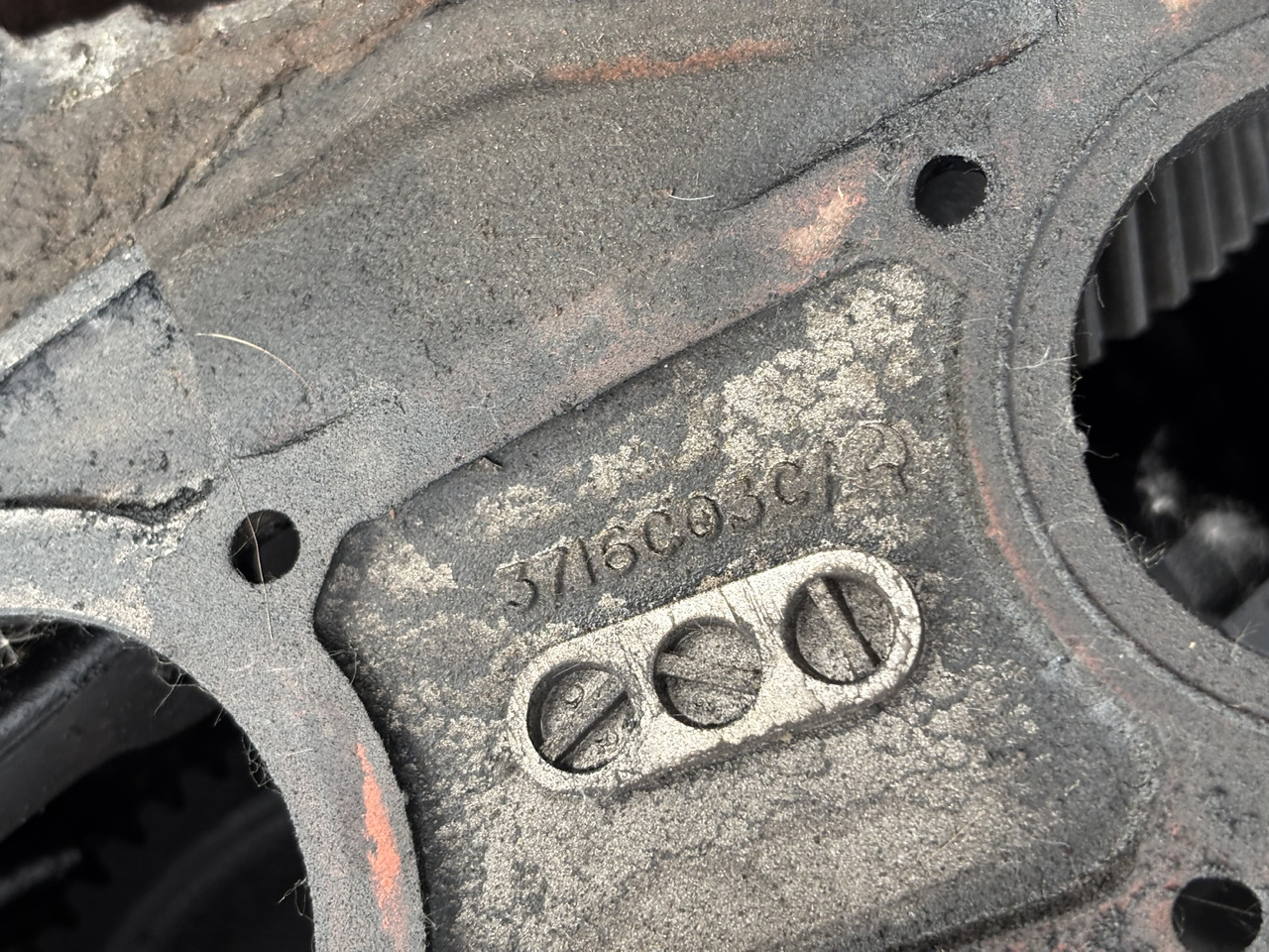 Perkins 1004.4 1004.4T 1006.6 1104C-44 1104D-E44T 3122A05A Koło Zamachowe Pokrywa Obudowa CZĘŚCI - Flywheel for Agricultural machinery: picture 2 Perkins 1004.4 1004.4T 1006.6 1104C-44 1104D-E44T 3122A05A Koło Zamachowe Pokrywa Obudowa CZĘŚCI - Flywheel for Agricultural machinery: picture 2