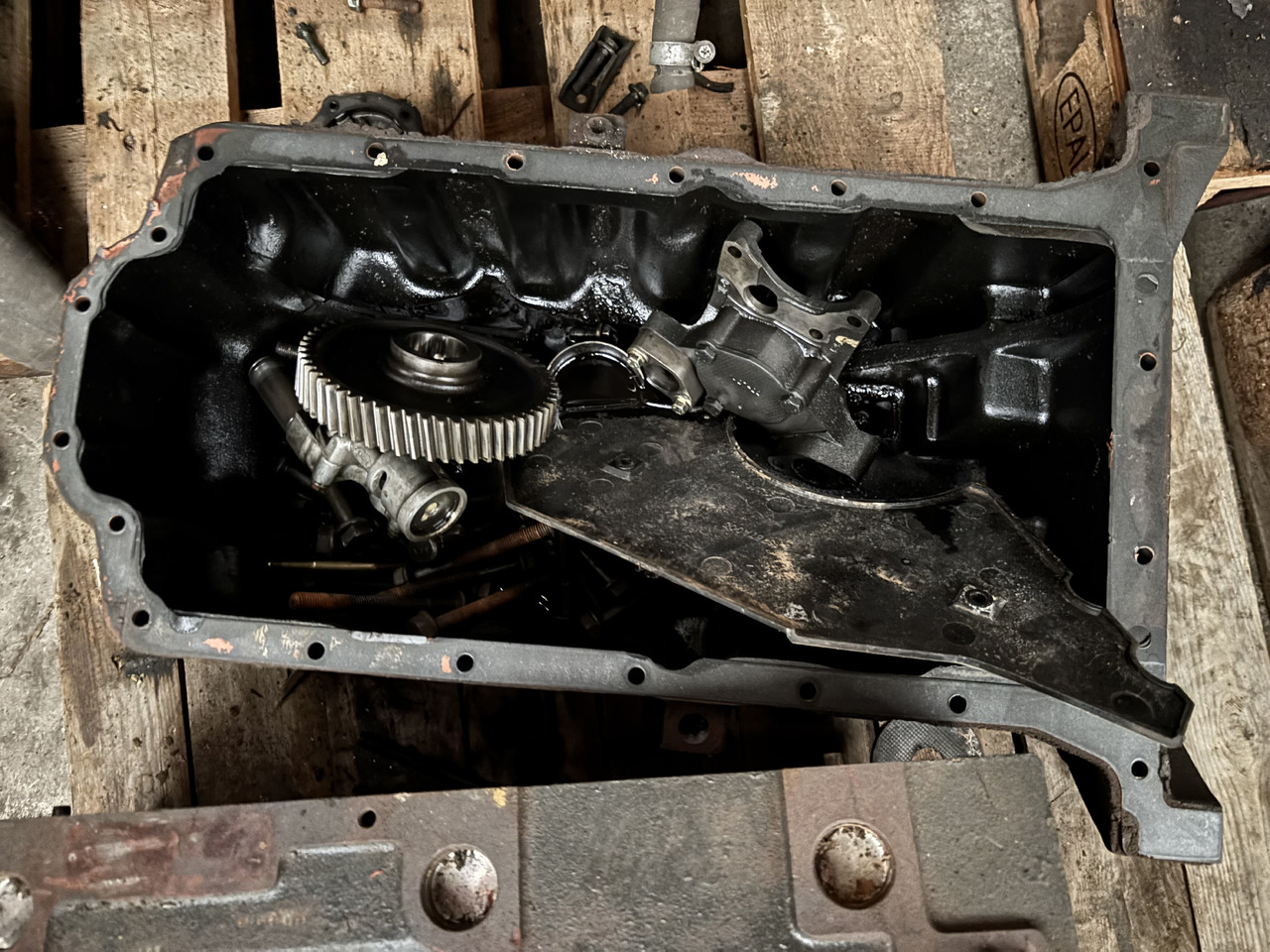 Perkins 1906/2200 Silnik Miska Wał Koło Zamachowe CZĘŚCI - Flywheel for Agricultural machinery: picture 5 Perkins 1906/2200 Silnik Miska Wał Koło Zamachowe CZĘŚCI - Flywheel for Agricultural machinery: picture 5