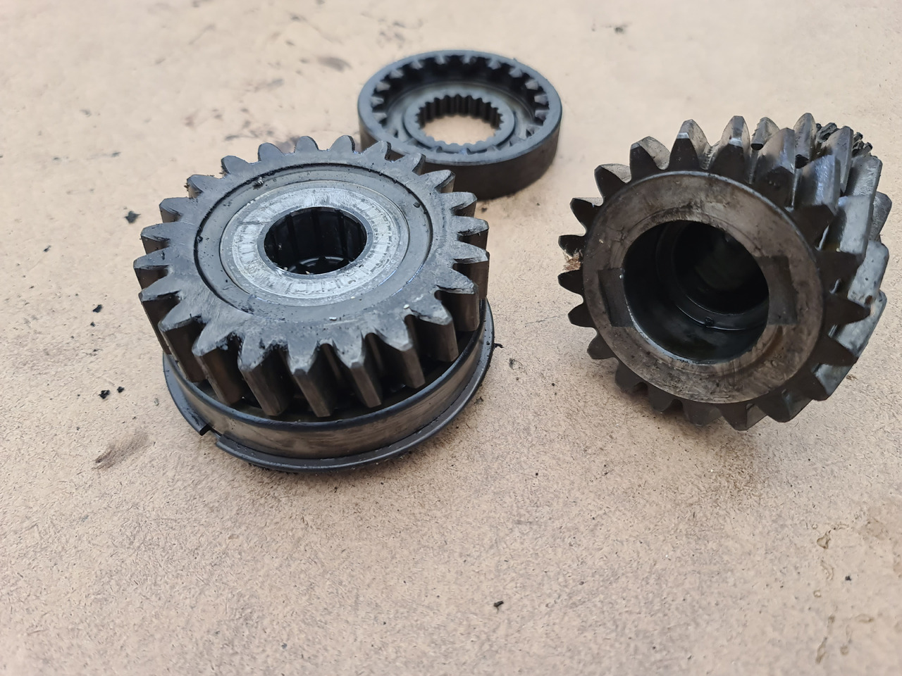 SAME Explorer II 2 CZĘŚCI Tryby Docisk Łożysko - Clutch and parts for Agricultural machinery: picture 2 SAME Explorer II 2 CZĘŚCI Tryby Docisk Łożysko - Clutch and parts for Agricultural machinery: picture 2