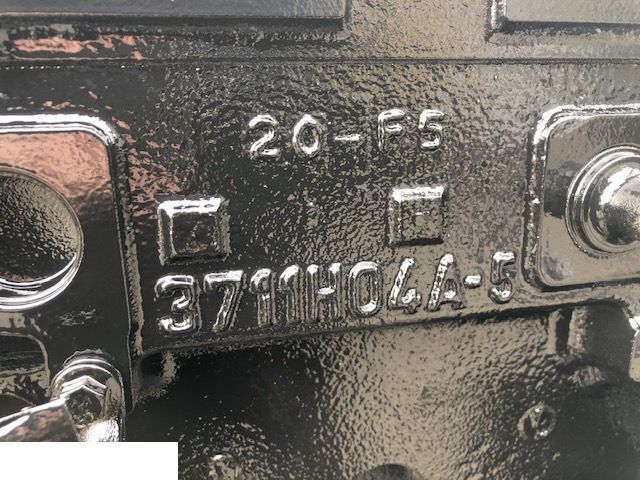 Silnik Perkins 1004-4 - Blok Głowica Wał - 37111H04A - Cylinder block for Agricultural machinery: picture 1 Silnik Perkins 1004-4 - Blok Głowica Wał - 37111H04A - Cylinder block for Agricultural machinery: picture 1