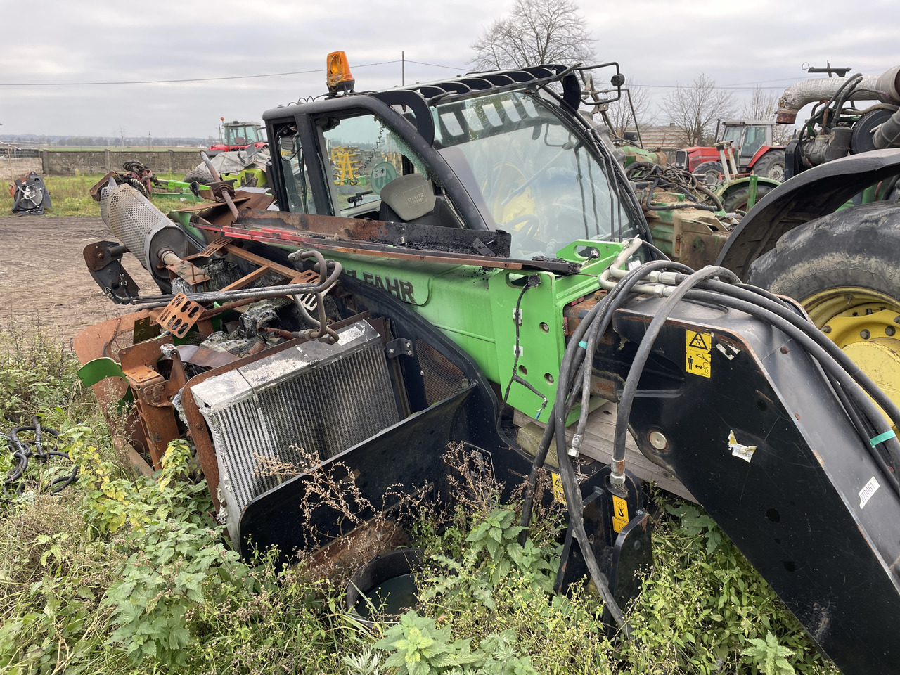 Deutz-Fahr Agrovector 30.7 ładowarka - części - teleskop maszt siłownik - Spare parts for Telescopic handler: picture 3 Deutz-Fahr Agrovector 30.7 ładowarka - części - teleskop maszt siłownik - Spare parts for Telescopic handler: picture 3
