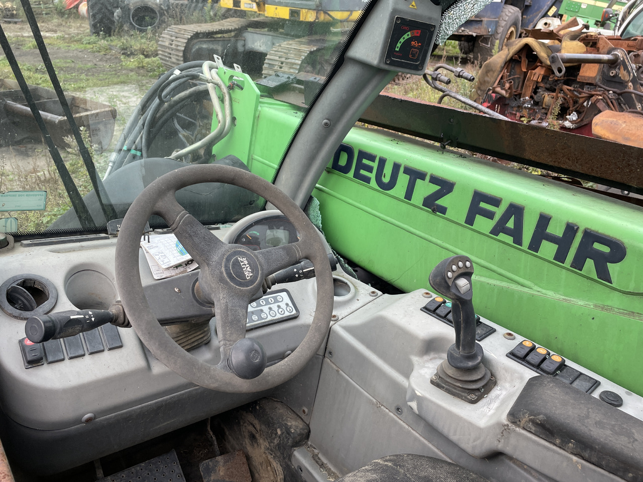 Deutz-Fahr Agrovector 30.7 ładowarka - części - teleskop maszt siłownik - Spare parts for Telescopic handler: picture 4 Deutz-Fahr Agrovector 30.7 ładowarka - części - teleskop maszt siłownik - Spare parts for Telescopic handler: picture 4