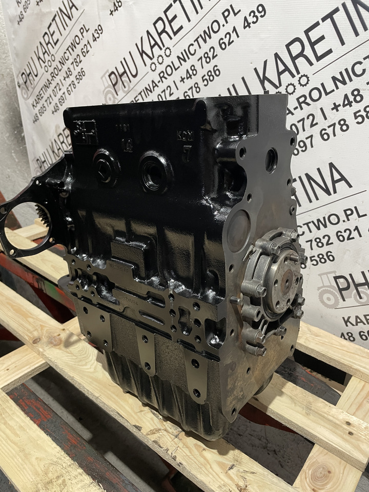 Yanmar 3TNV84 - silnik głowica + blok - Engine and parts for Agricultural machinery: picture 4 Yanmar 3TNV84 - silnik głowica + blok - Engine and parts for Agricultural machinery: picture 4