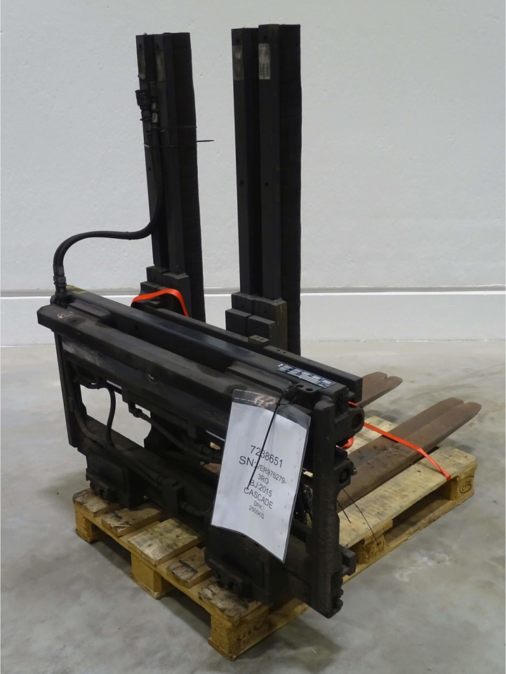 Cascade 25G74566 - Attachment for Material handling equipment: picture 3 Cascade 25G74566 - Attachment for Material handling equipment: picture 3