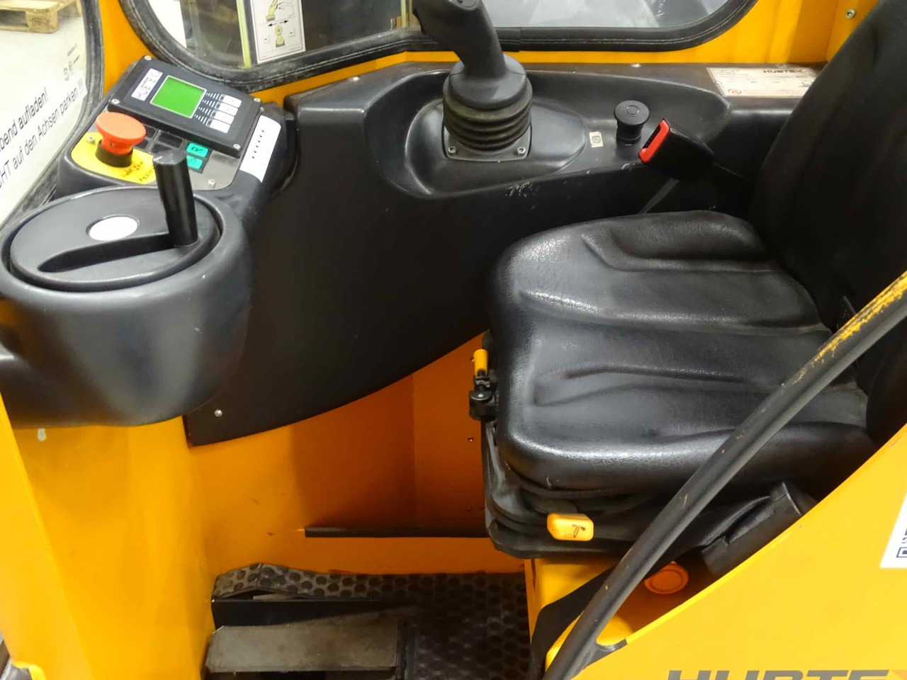 Hubtex MQ20AC - Side loader: picture 3 Hubtex MQ20AC - Side loader: picture 3