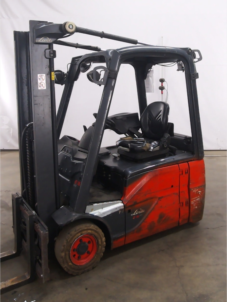 Linde E16-02 - Electric forklift: picture 1 Linde E16-02 - Electric forklift: picture 1