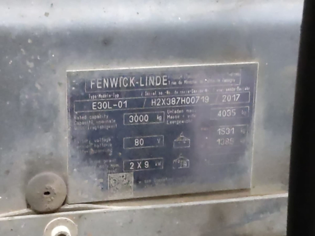 Linde E30L - Electric forklift: picture 2 Linde E30L - Electric forklift: picture 2