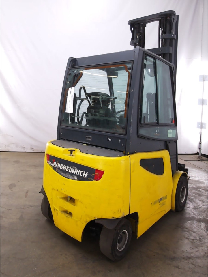 Package 3: JUNGHEINRICH EFG425K700DZ & EFG425 - Electric forklift: picture 4 Package 3: JUNGHEINRICH EFG425K700DZ & EFG425 - Electric forklift: picture 4
