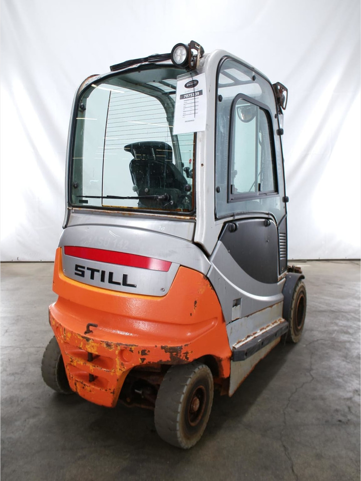 STILL RX60-30 - Electric forklift: picture 4 STILL RX60-30 - Electric forklift: picture 4