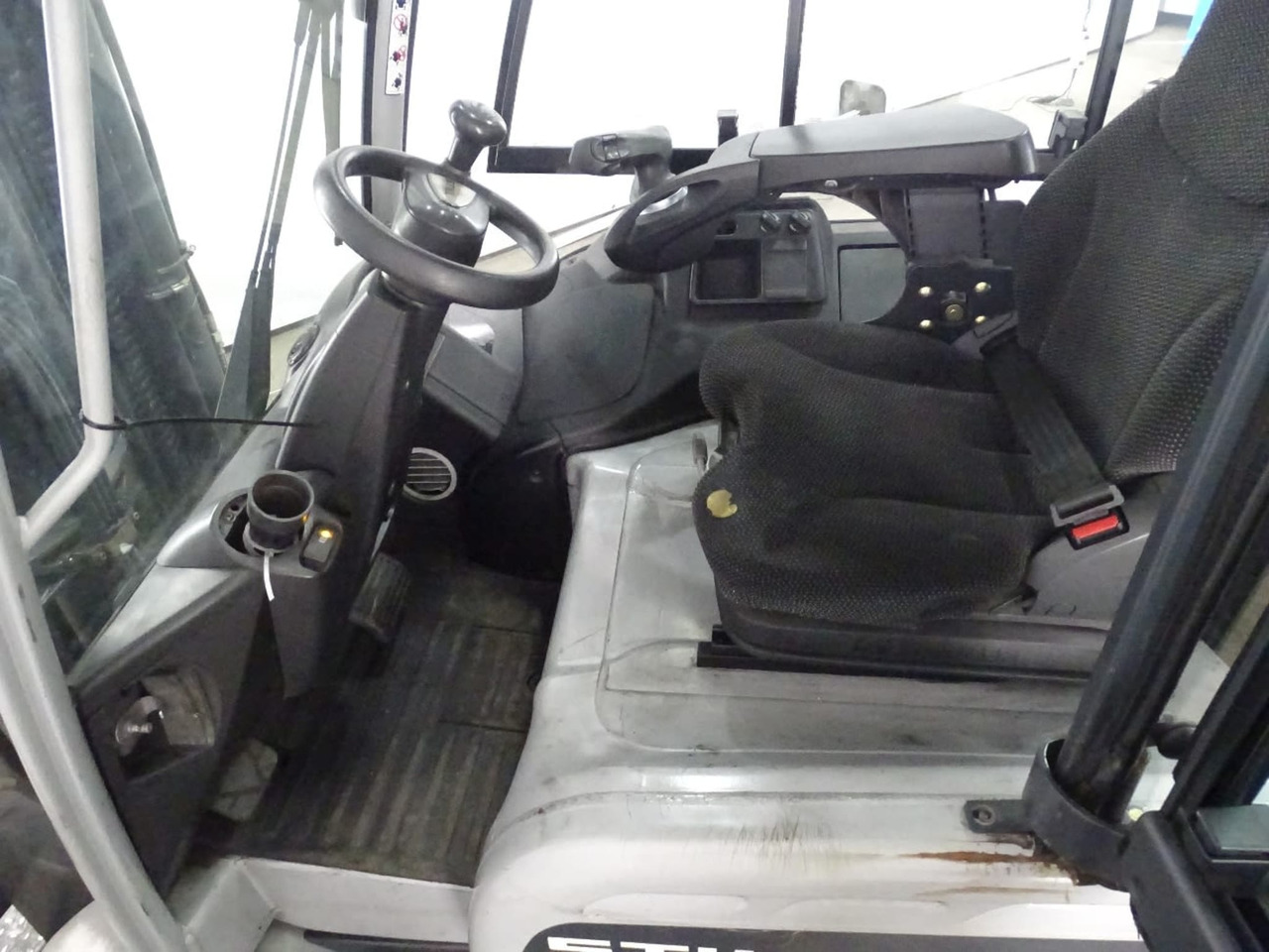 STILL RX60-30 - Electric forklift: picture 5 STILL RX60-30 - Electric forklift: picture 5