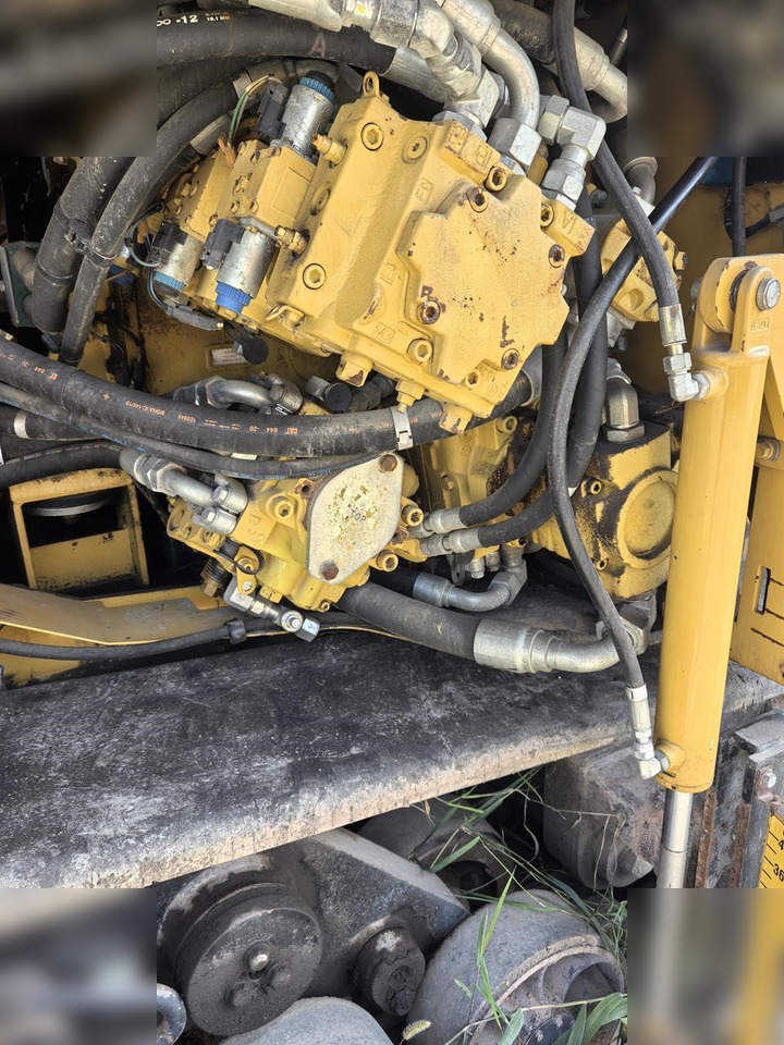 Asphalt paver 2010 CATERPILLAR AP-655D: picture 7