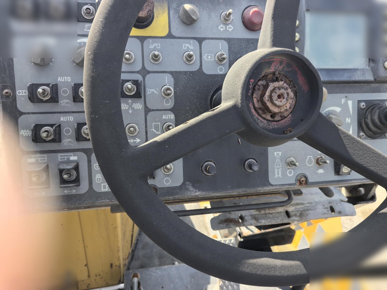 2010 CATERPILLAR AP-655D - Asphalt paver: picture 5 2010 CATERPILLAR AP-655D - Asphalt paver: picture 5