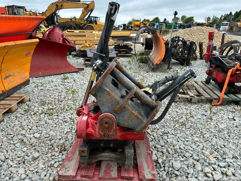 ROTOTILT R8 S70 - Attachment for Construction machinery: picture 1 ROTOTILT R8 S70 - Attachment for Construction machinery: picture 1
