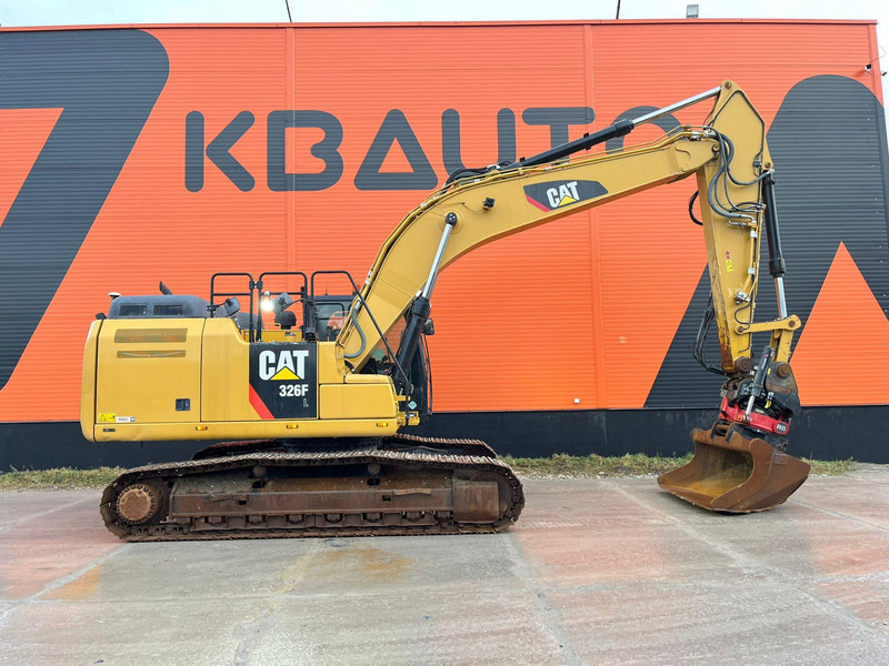 Caterpillar 326 FL 3D / ROTOTILT / AC / CENTRAL LUBRICATION / AUXILIARY HEATER - Crawler excavator: picture 5 Caterpillar 326 FL 3D / ROTOTILT / AC / CENTRAL LUBRICATION / AUXILIARY HEATER - Crawler excavator: picture 5