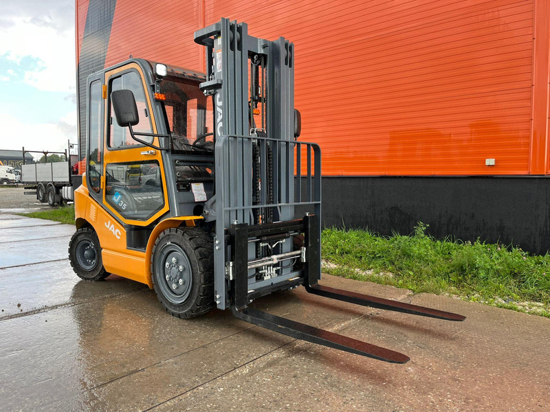 Jac CPCD 35 J NEW ! / RATED CAPACITY 3500 kg / LIFTING HEIGHT 4800 mm - Diesel forklift: picture 4 Jac CPCD 35 J NEW ! / RATED CAPACITY 3500 kg / LIFTING HEIGHT 4800 mm - Diesel forklift: picture 4