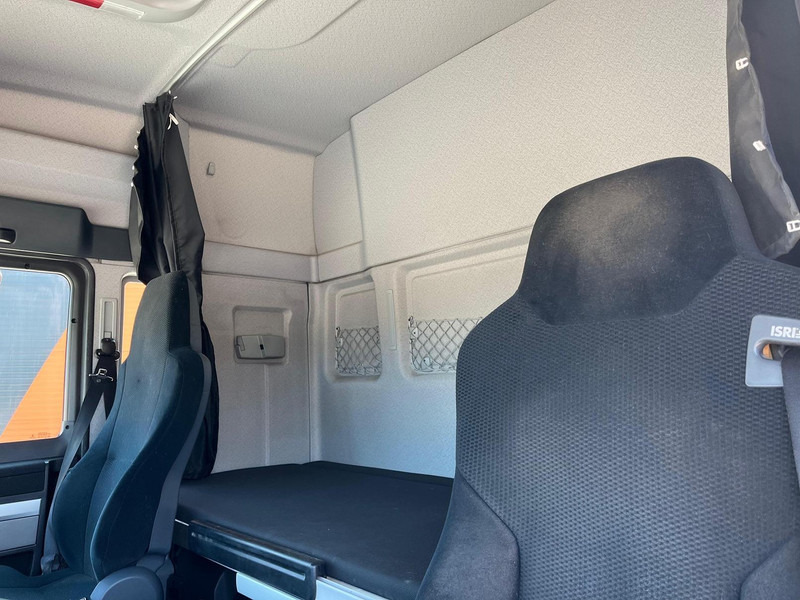 Refrigerator truck MAN TGX 26.480 6x2*4 HULTSTEINS / BOX L=8553 mm: picture 18 Refrigerator truck MAN TGX 26.480 6x2*4 HULTSTEINS / BOX L=8553 mm: picture 18