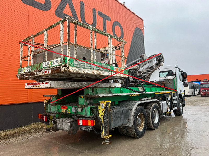 Mercedes-Benz Actros 2636 6x4 FOR SALE AS CHASSIS / ONLY 28159 km / V6 ENGINE / FULL STEEL - Cab chassis truck: picture 5 Mercedes-Benz Actros 2636 6x4 FOR SALE AS CHASSIS / ONLY 28159 km / V6 ENGINE / FULL STEEL - Cab chassis truck: picture 5