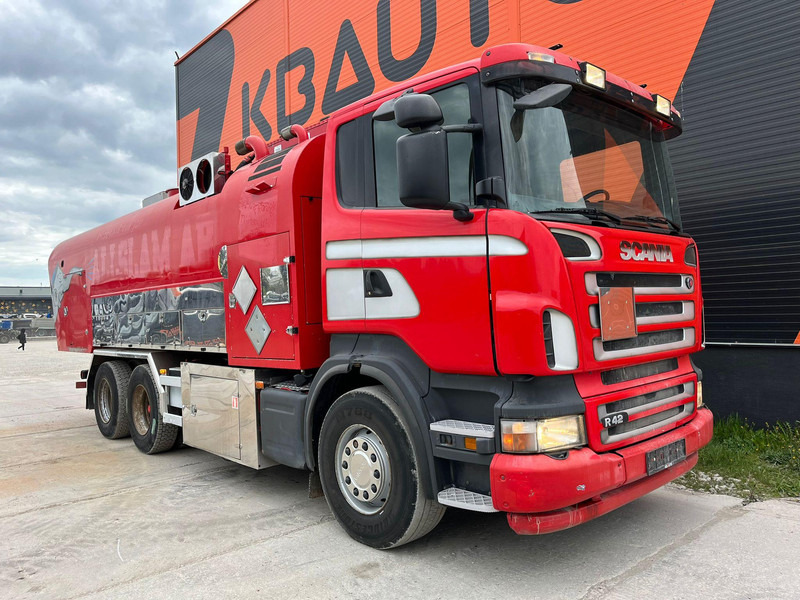 Scania R 420 6x2 ADR / STAINLESS STEEL TANK 9500 l / FULL STEEL SUSPENSION - Tanker truck: picture 4 Scania R 420 6x2 ADR / STAINLESS STEEL TANK 9500 l / FULL STEEL SUSPENSION - Tanker truck: picture 4