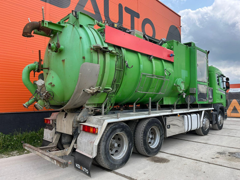 Scania R124 8x4 TANK 12000 l / VACUUM Disab P210/9 - 7800 m3/h / 1182 hours - Vacuum truck: picture 5 Scania R124 8x4 TANK 12000 l / VACUUM Disab P210/9 - 7800 m3/h / 1182 hours - Vacuum truck: picture 5