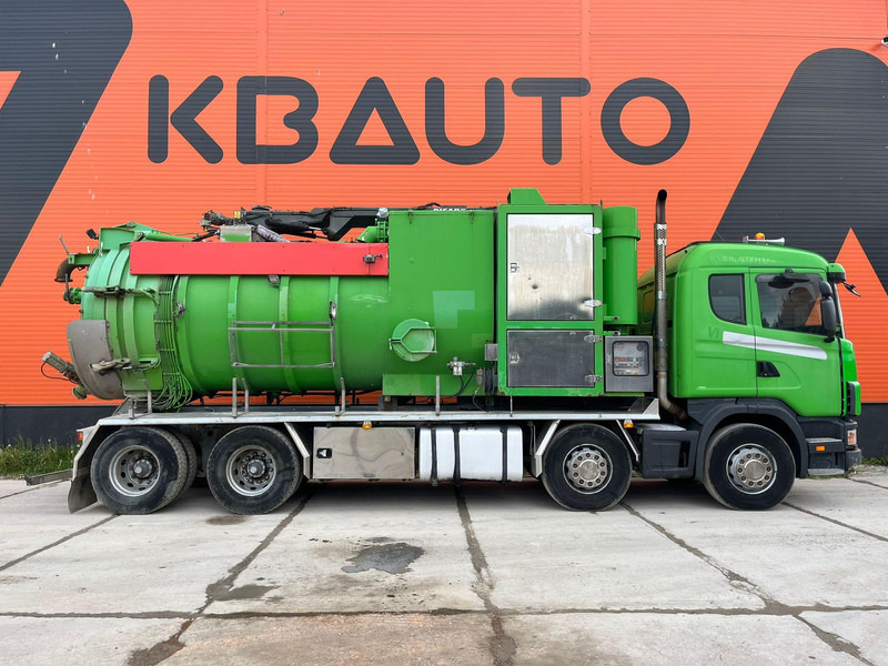 Scania R124 8x4 TANK 12000 l / VACUUM Disab P210/9 - 7800 m3/h / 1182 hours - Vacuum truck: picture 4 Scania R124 8x4 TANK 12000 l / VACUUM Disab P210/9 - 7800 m3/h / 1182 hours - Vacuum truck: picture 4