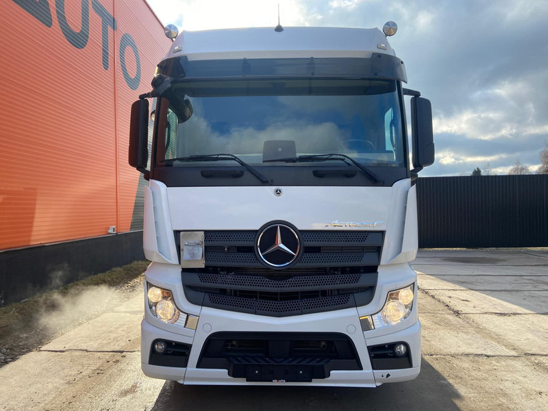 Mercedes-Benz Actros F 2553 6x2 BIG SPACE - Tractor unit: picture 3 Mercedes-Benz Actros F 2553 6x2 BIG SPACE - Tractor unit: picture 3