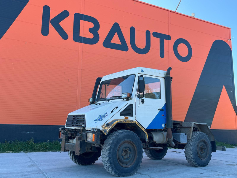 Mercedes-Benz Unimog U130 4x4 - Tractor unit: picture 1 Mercedes-Benz Unimog U130 4x4 - Tractor unit: picture 1
