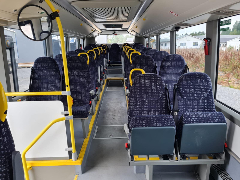 Suburban bus Volvo 8900 B8R 6x2*4 EURO6 / 59 SEATS / AC / AUXILIARY HEATING / Wheelchair lift /: picture 7