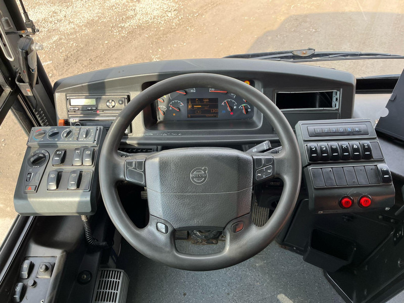 Interior photo 2: Volvo B7R 8700 4x2 52 SEATS + 20 STANDING / AC / AUXILIARY HEATING / FOGMAKER leasing Volvo B7R 8700 4x2 52 SEATS + 20 STANDING / AC / AUXILIARY HEATING / FOGMAKER