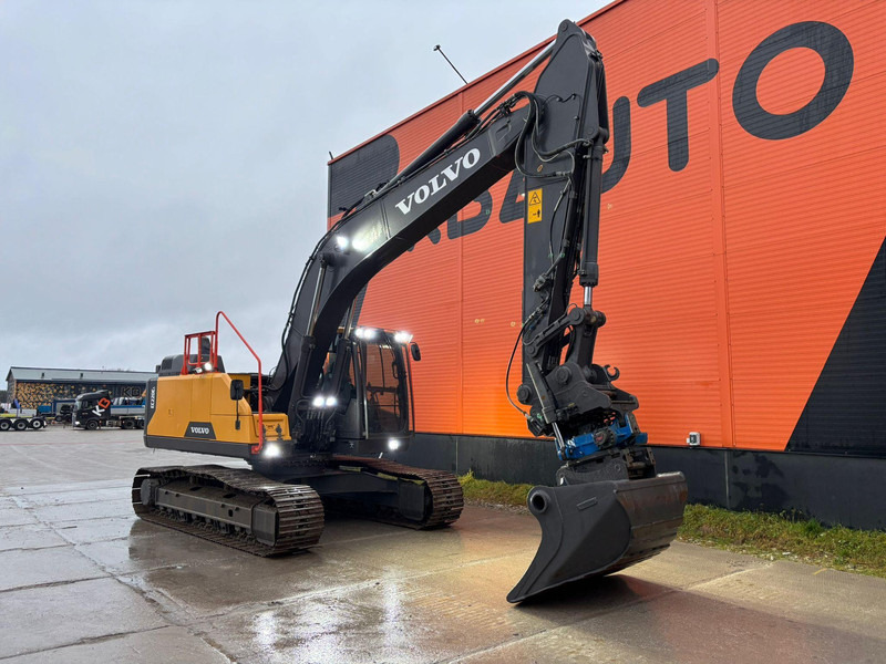 Volvo EC 220 EL ROTOTILT / CENTRAL LUBRICATION / AC / WEBASTO - Crawler excavator: picture 4 Volvo EC 220 EL ROTOTILT / CENTRAL LUBRICATION / AC / WEBASTO - Crawler excavator: picture 4