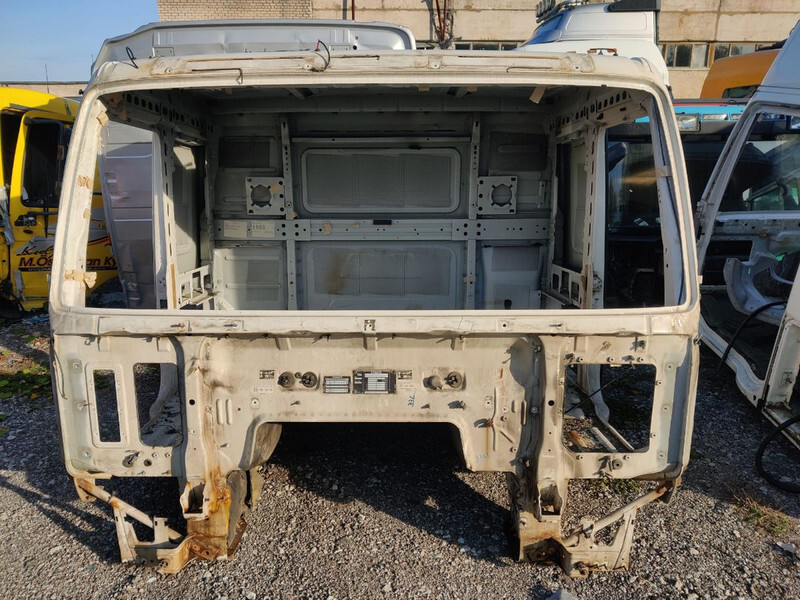 Volvo FH 440HP 6*2 Rigid Cab - Cab and interior for Truck: picture 3 Volvo FH 440HP 6*2 Rigid Cab - Cab and interior for Truck: picture 3