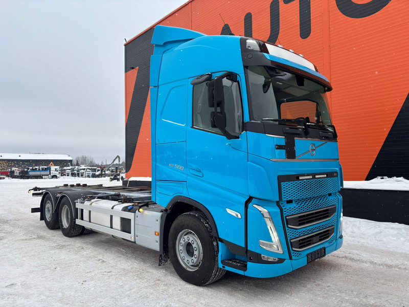 Volvo FH 500 6x2 FOR SALE AS CHASSIS / 9 TON FRONT AXLE / RETARDER - Cab chassis truck: picture 4 Volvo FH 500 6x2 FOR SALE AS CHASSIS / 9 TON FRONT AXLE / RETARDER - Cab chassis truck: picture 4